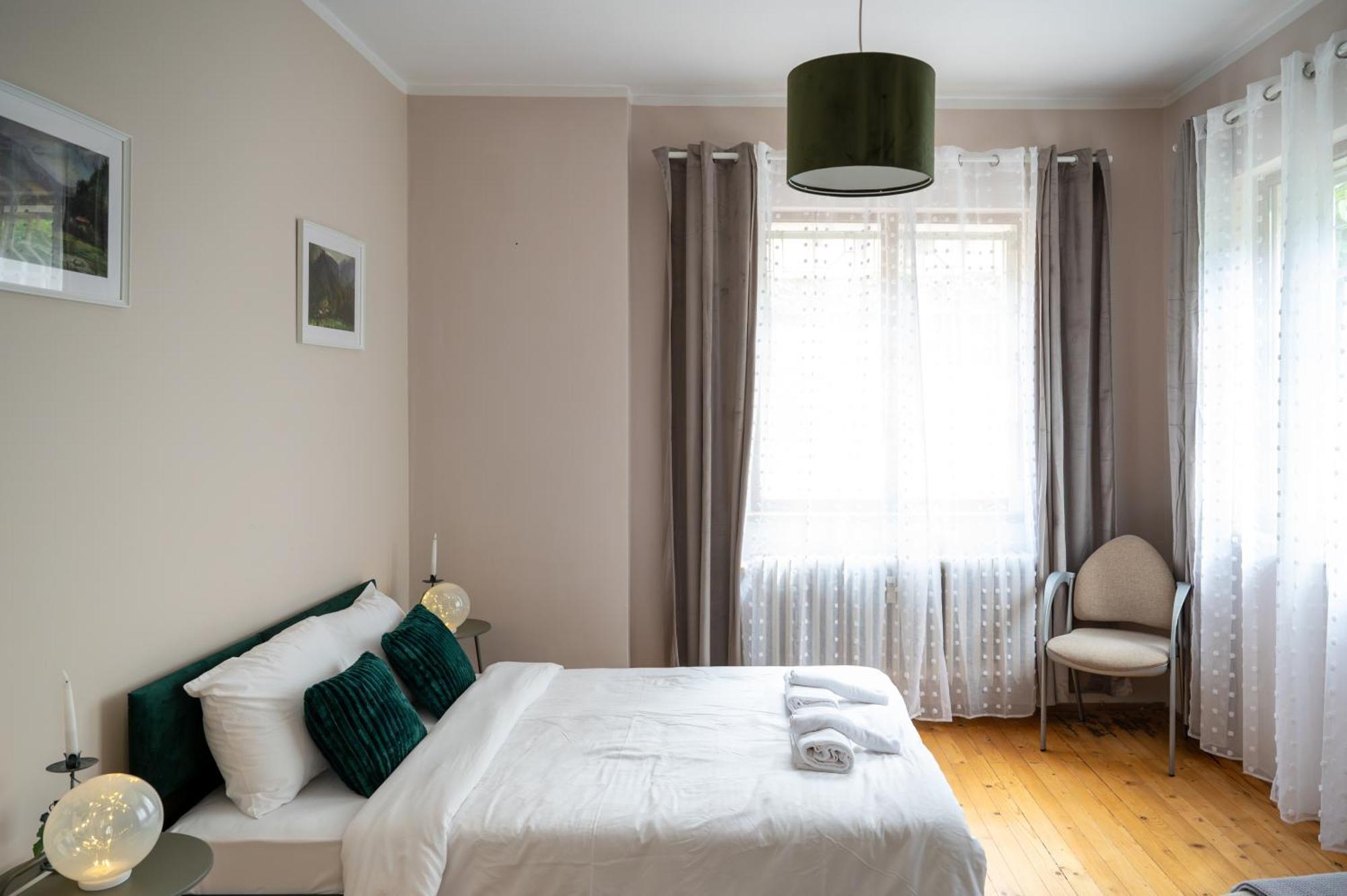 Beautiful Two-Bedroom Apartment In City Center Sófia Exterior foto