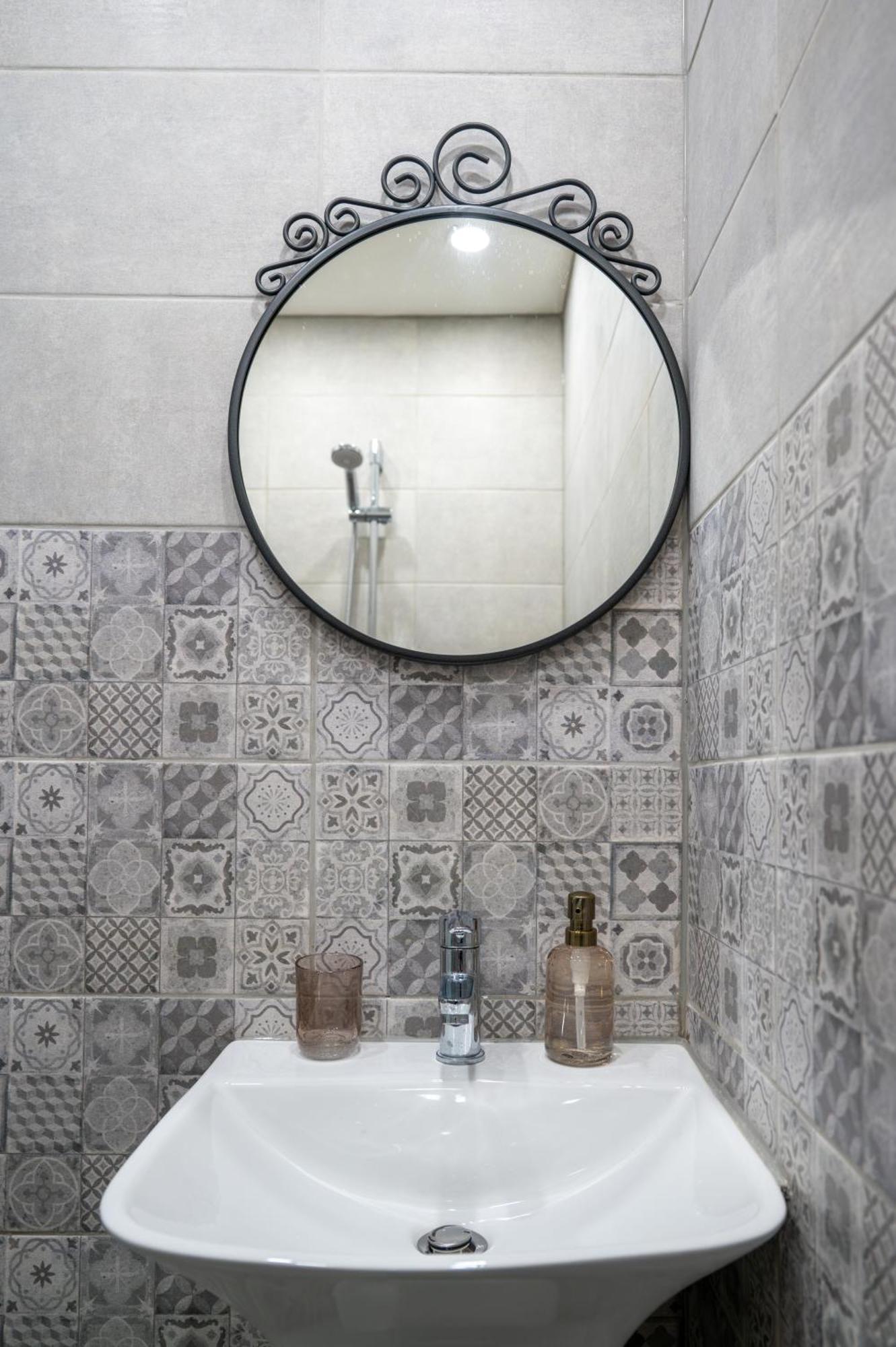 Beautiful Two-Bedroom Apartment In City Center Sófia Exterior foto